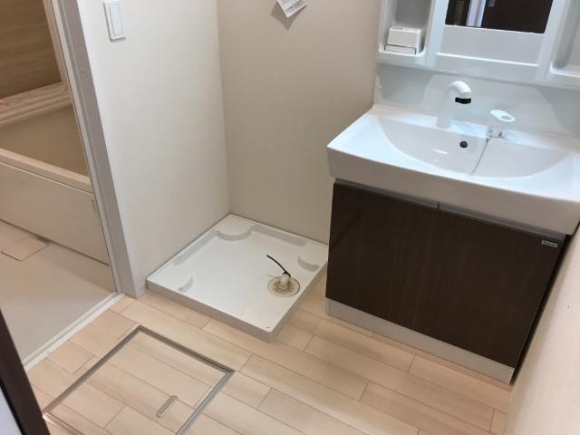 アーブル・ヴィラージュ湘南 洗面所