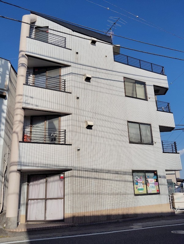 メゾン綾瀬の写真1