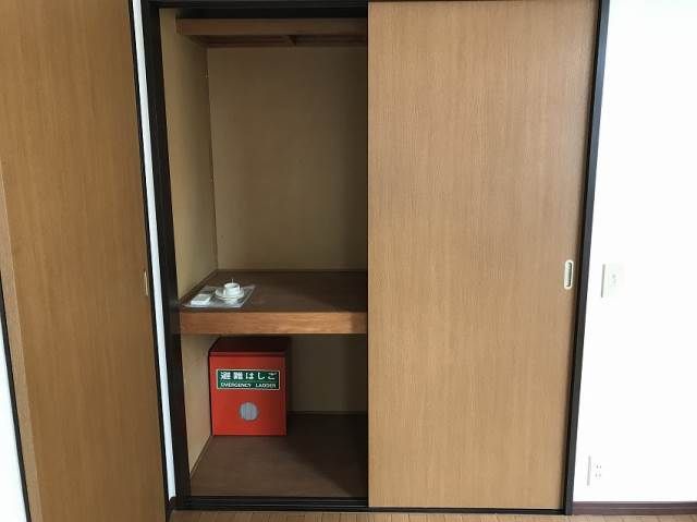 ハイツミヨシ 収納