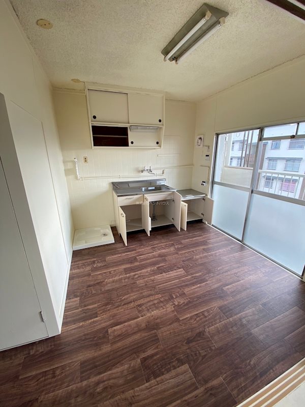 ヴィラナリー門司 リビング