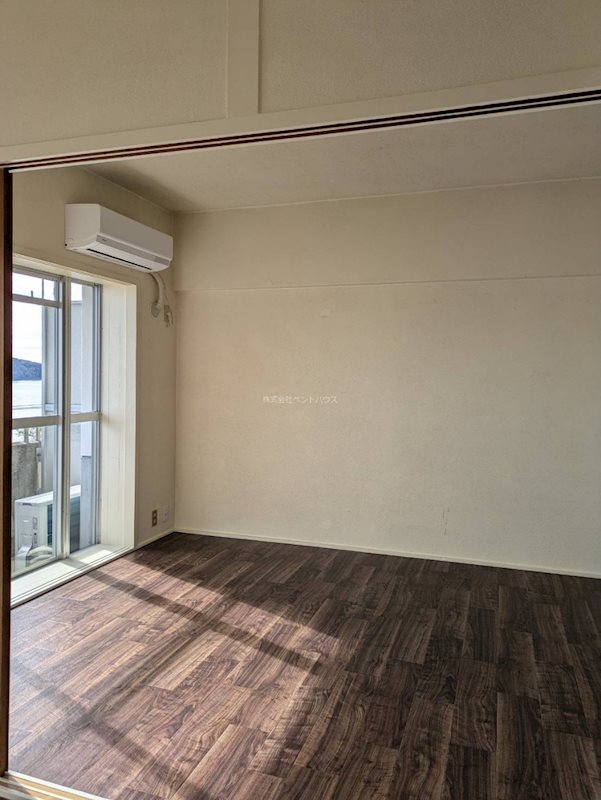 ヴィラナリー高知 ベッドルーム