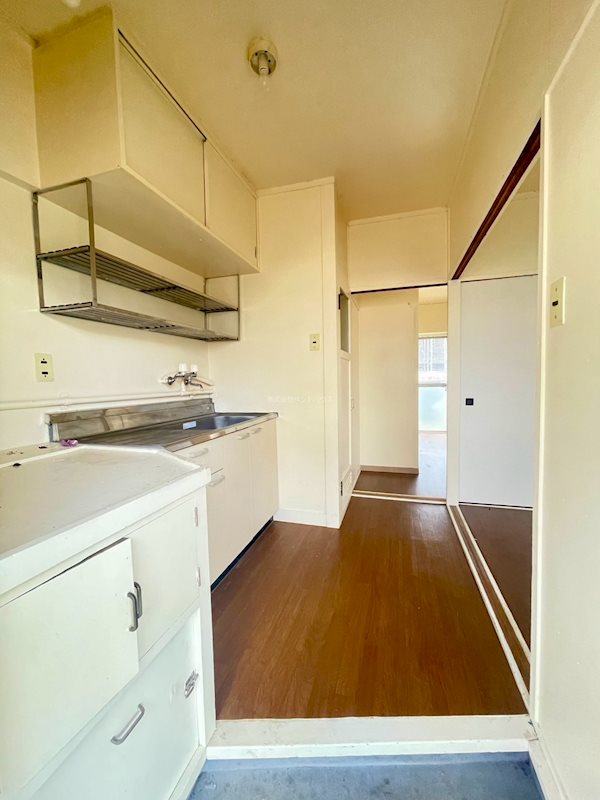 ヴィラナリー児島 玄関