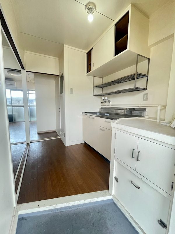 ヴィラナリー児島 玄関