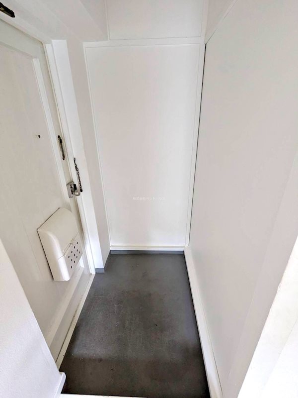 ヴィラナリー国ケ原 玄関