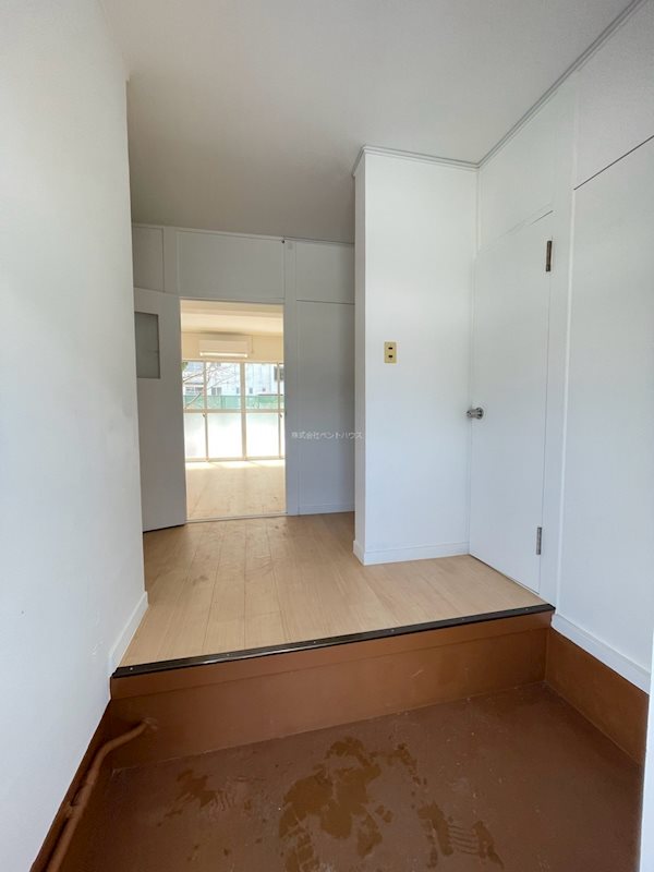 ヴィラナリー米子 玄関