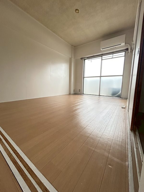 ヴィラナリー築出 ベッドルーム