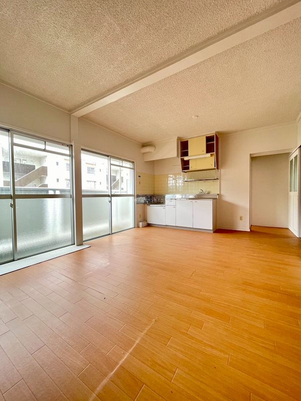 ヴィラナリー菅内 リビング