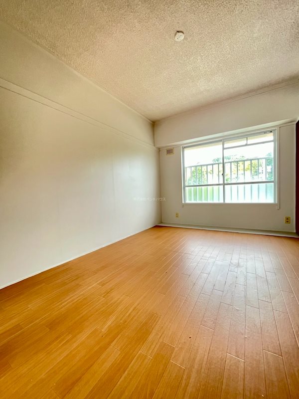 ヴィラナリー菅内 ベッドルーム