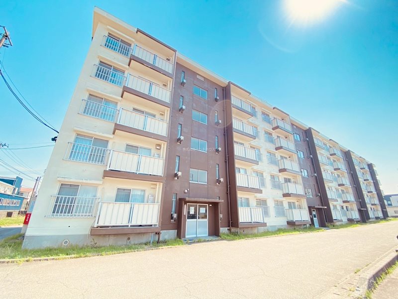 ヴィラナリー三条Ⅱ 外観写真