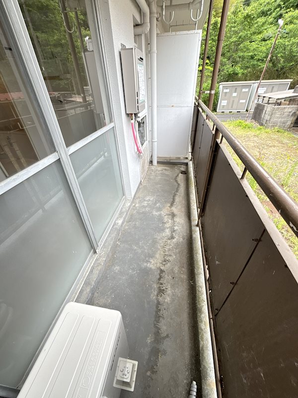 ヴィラナリー切川 ベランダ