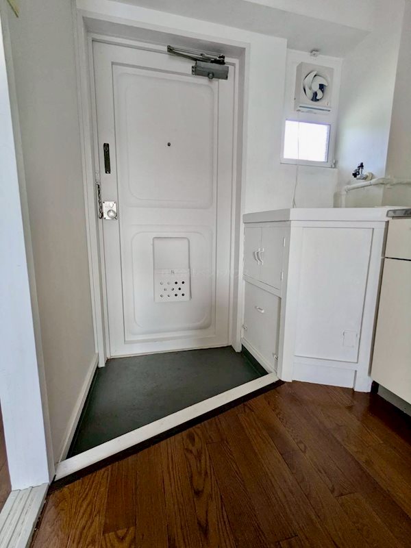 ヴィラナリー備前 玄関