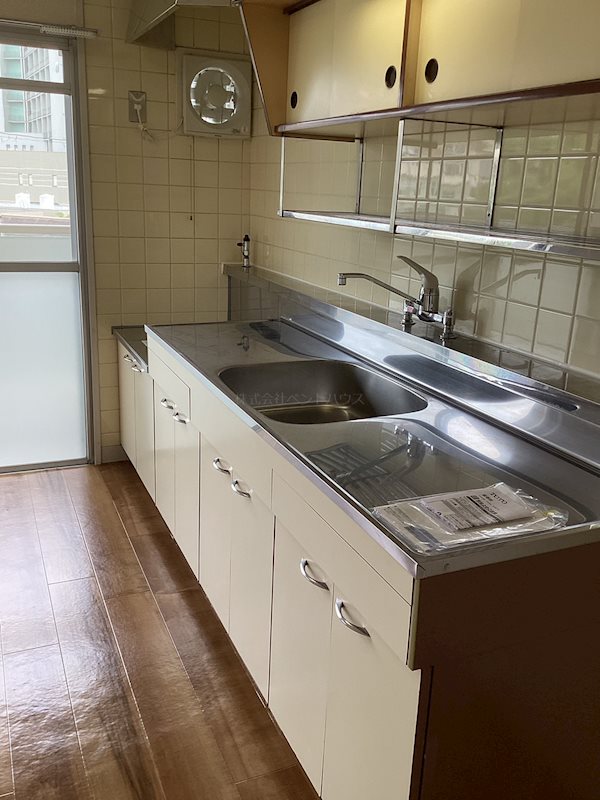 ヴィラナリー千代田 キッチン