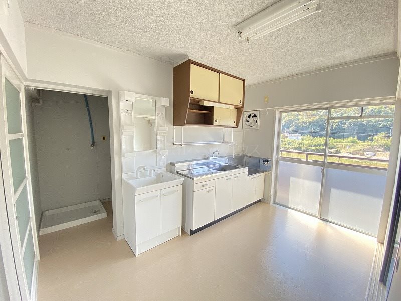 ヴィラナリー本郷 リビング