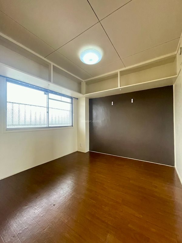 ヴィラナリー児島 ベッドルーム