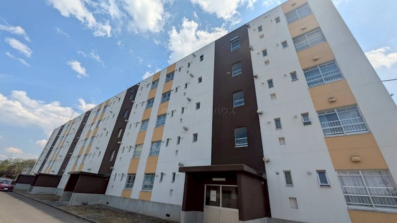 ヴィラナリー芦別 外観写真