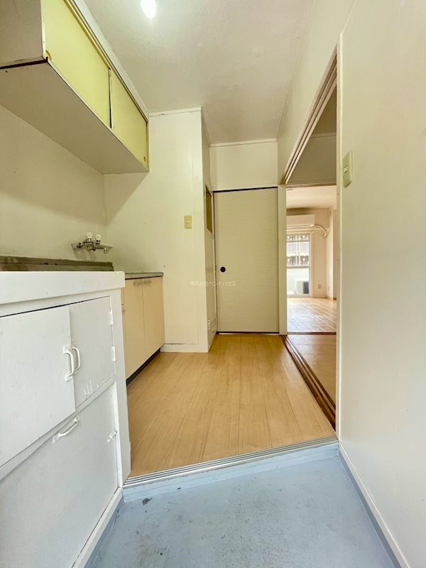 ヴィラナリー雲雀ヶ丘 玄関