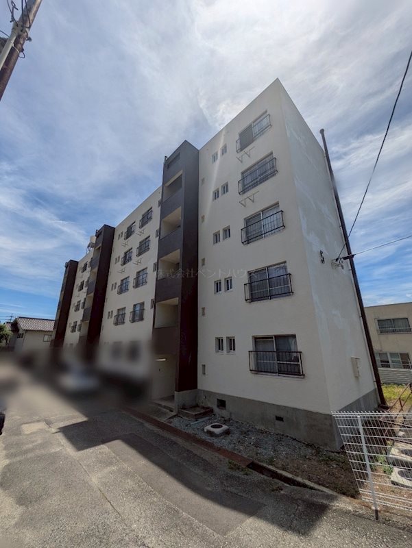 ヴィラナリー三原 外観写真