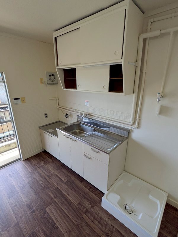 ヴィラナリー三原 キッチン