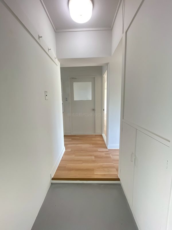 ヴィラナリー加東Ⅲ 玄関