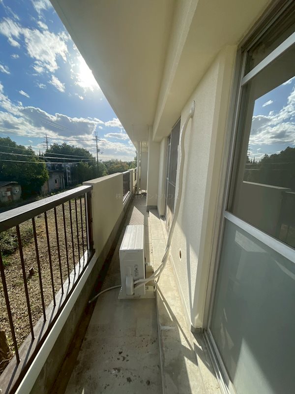 ヴィラナリー加東Ⅲ ベランダ