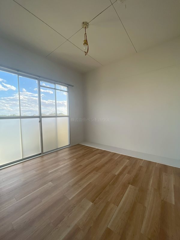 ヴィラナリー加東Ⅲ ベッドルーム