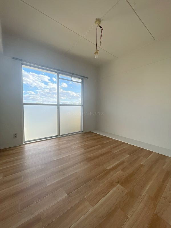 ヴィラナリー加東Ⅲ ベッドルーム