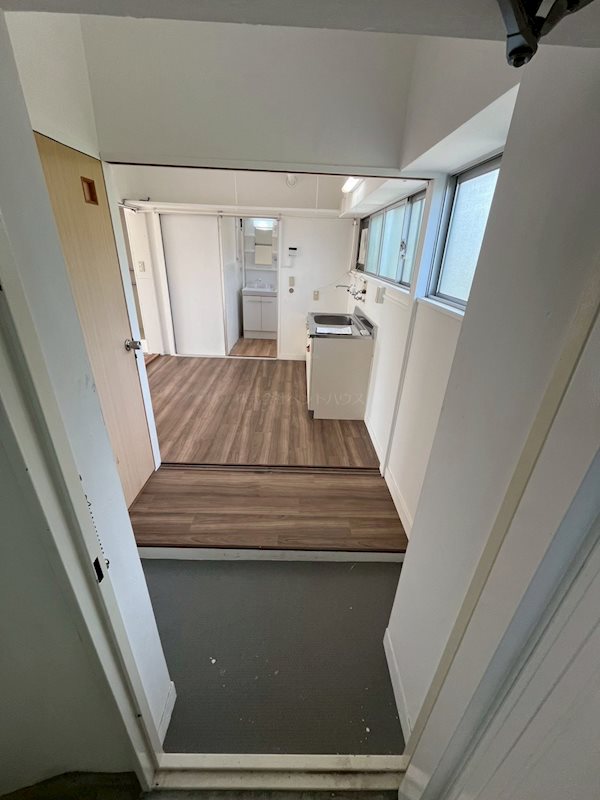 ヴィラナリー下関 玄関