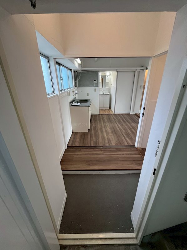 ヴィラナリー下関 玄関