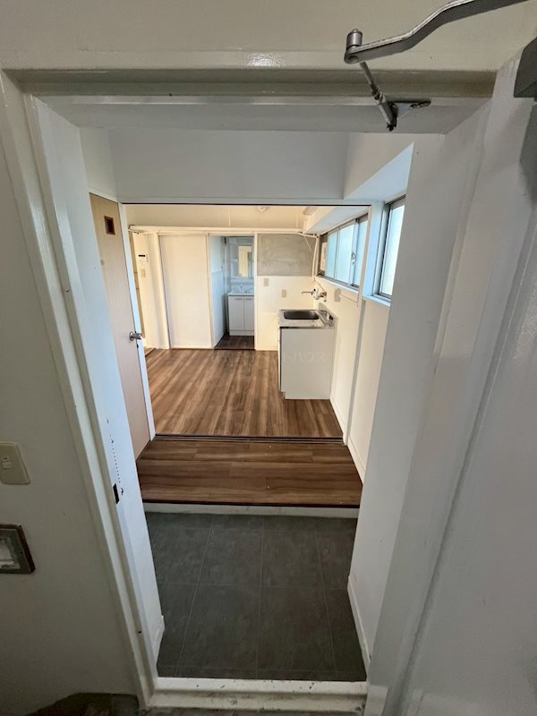 ヴィラナリー下関 玄関