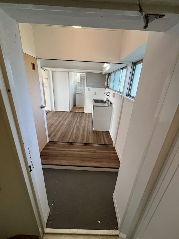 ヴィラナリー下関 玄関