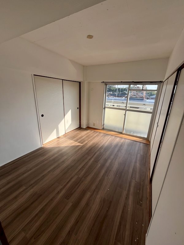 ヴィラナリー下関 ベッドルーム