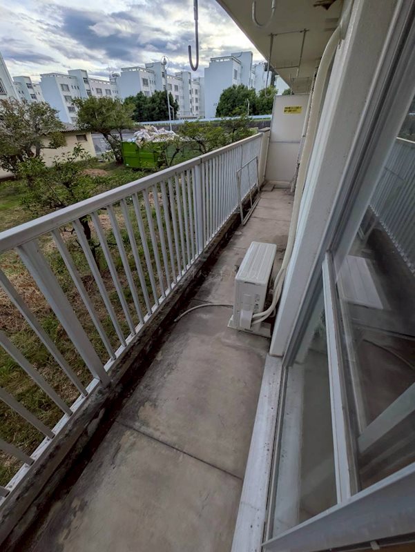 ヴィラナリー大竹 ベランダ