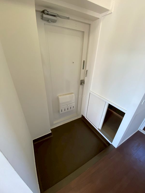 ヴィラナリー五戸 玄関