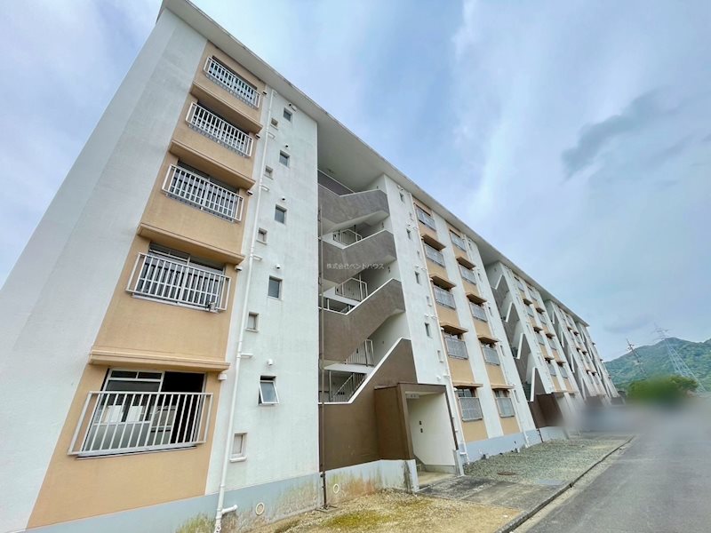 ヴィラナリー菅内 外観写真