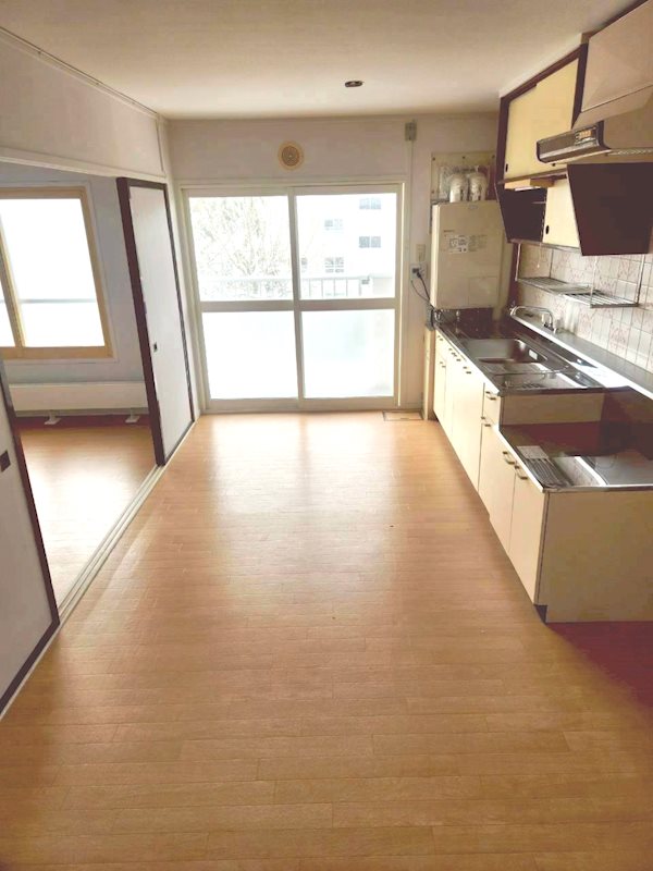 ヴィラナリー函館 リビング