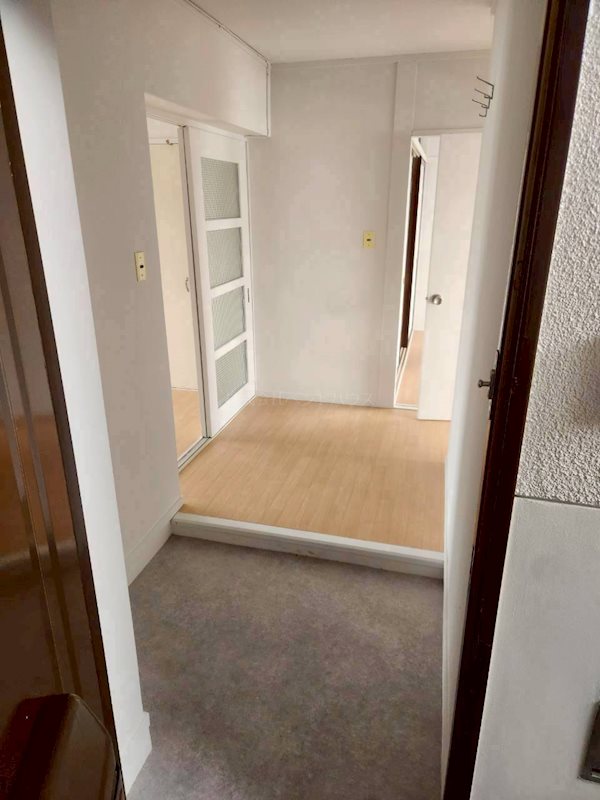 ヴィラナリー函館 玄関