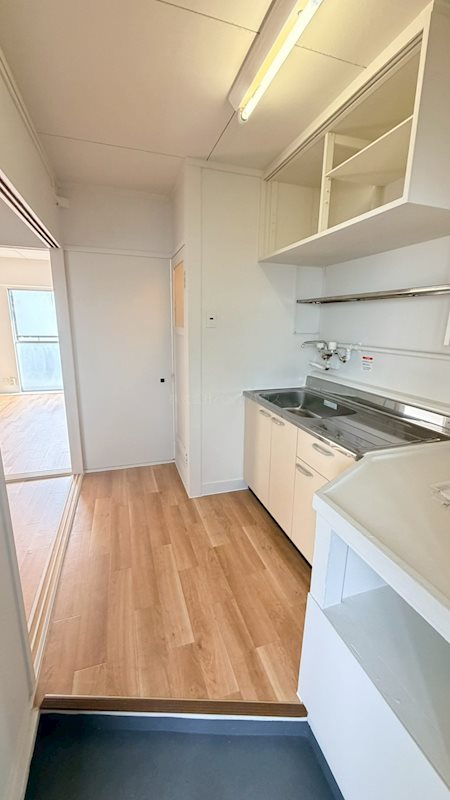 ヴィラナリー切川 玄関