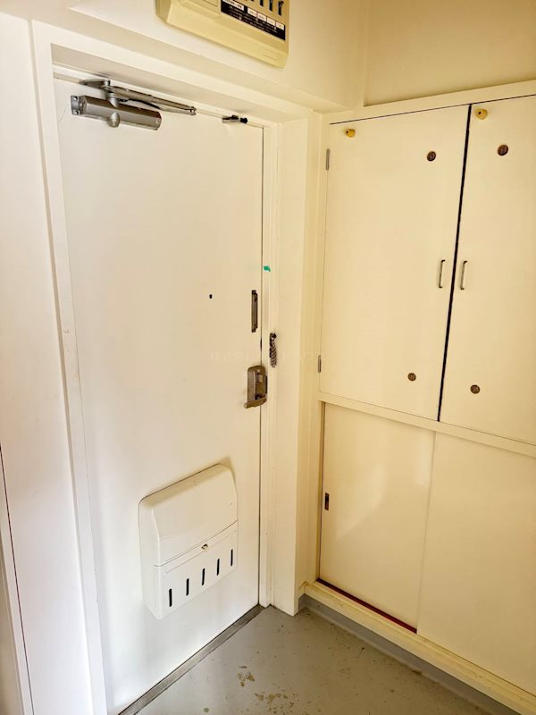 ヴィラナリー菅谷 玄関