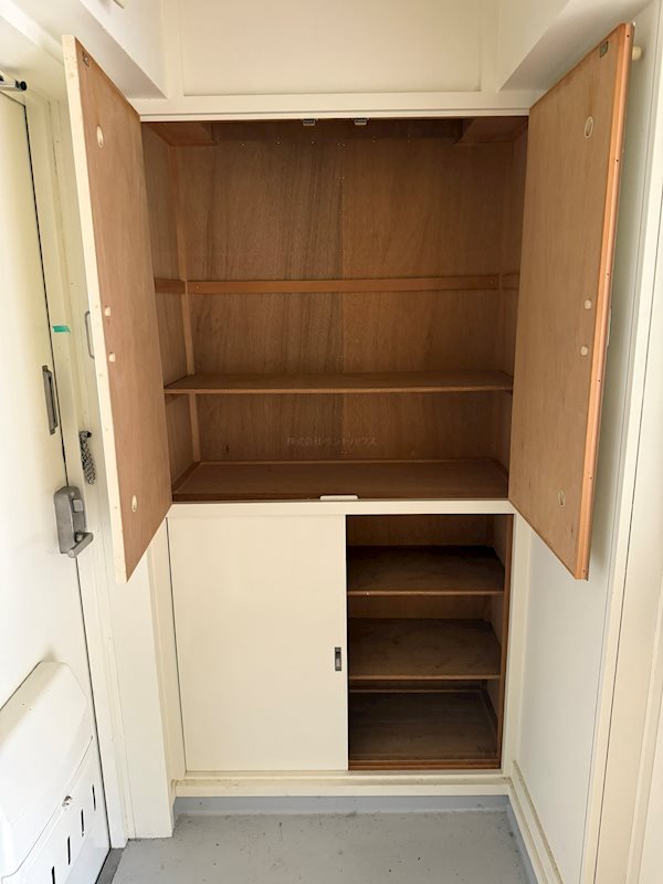 ヴィラナリー菅谷 玄関