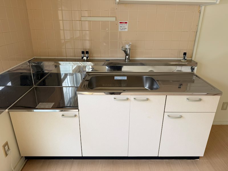 ヴィラナリー菅谷 キッチン