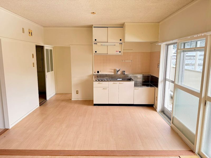 ヴィラナリー菅谷 キッチン