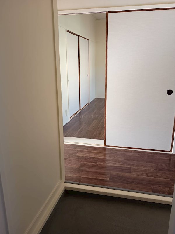 ヴィラナリー門司 玄関