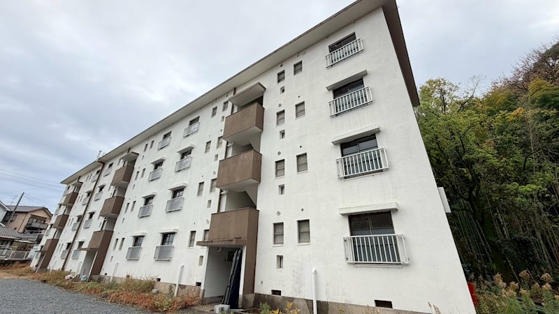 ヴィラナリー岩国 406号室 外観