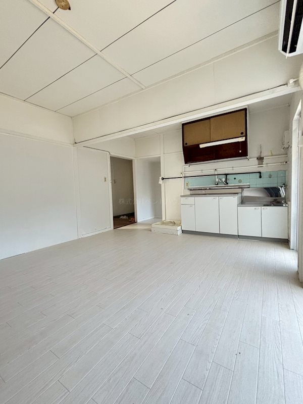 ヴィラナリー岩国 リビング