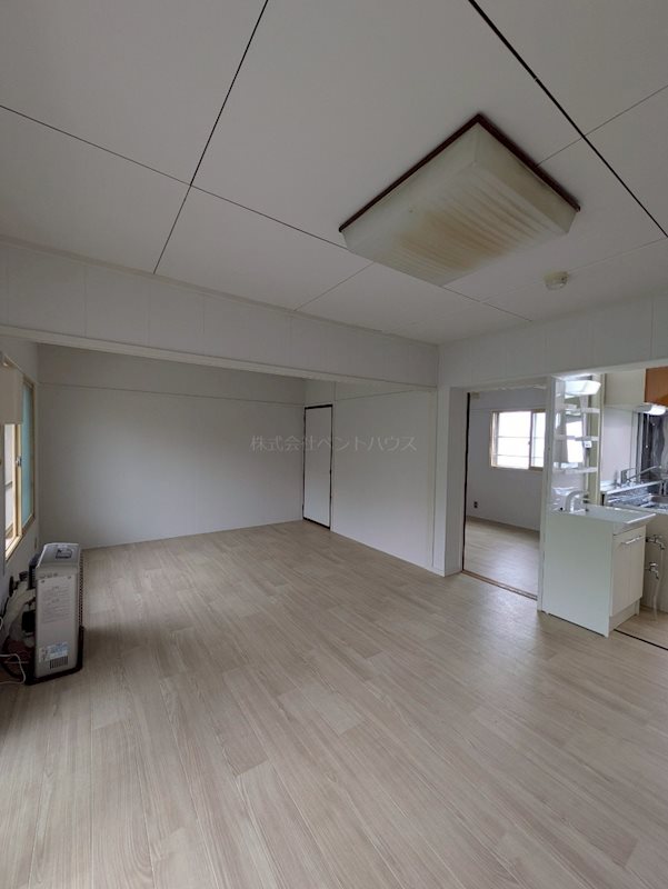 ヴィラナリー釧路Ⅲ リビング