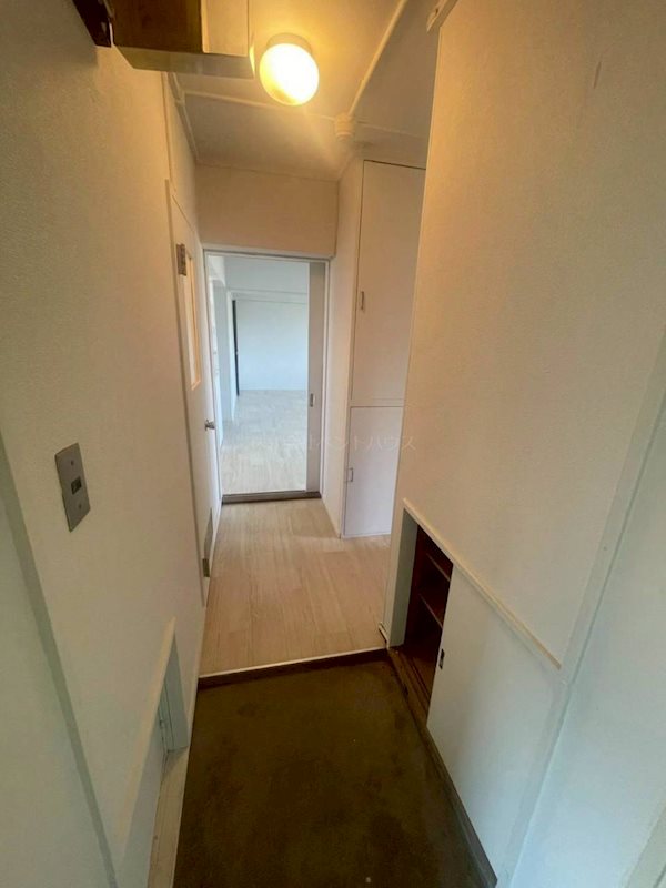 ヴィラナリー釧路Ⅲ 玄関