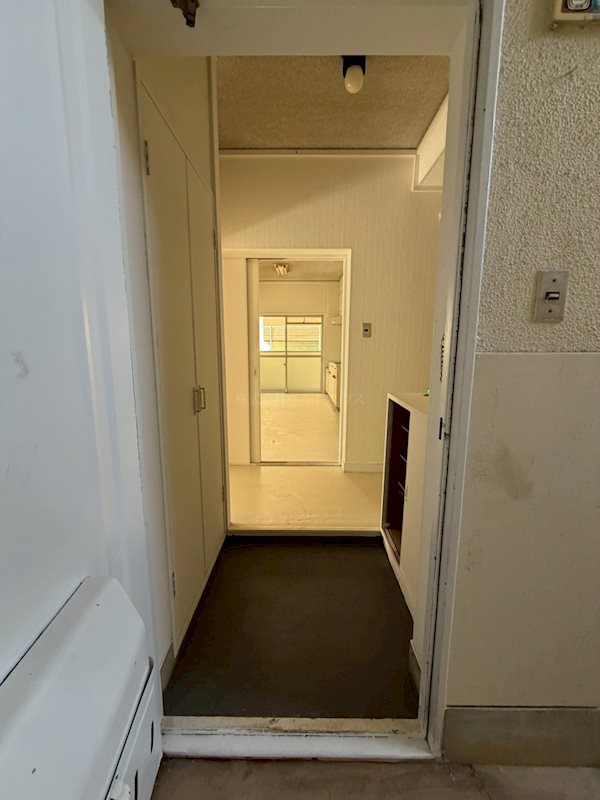 ヴィラナリー小倉南 玄関