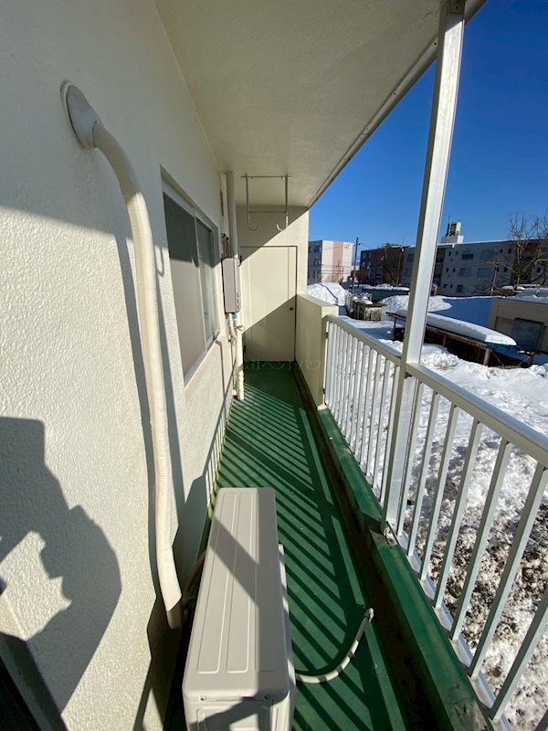 ヴィラナリー上越Ⅱ ベランダ