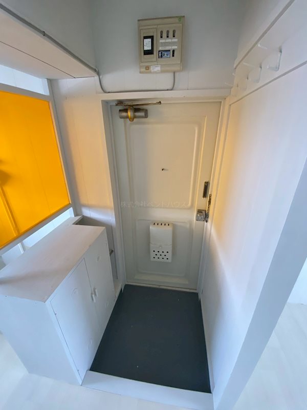 ヴィラナリー新発田Ⅱ 玄関