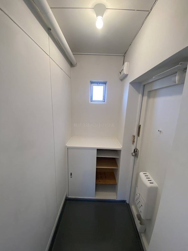 ヴィラナリー善通寺 玄関